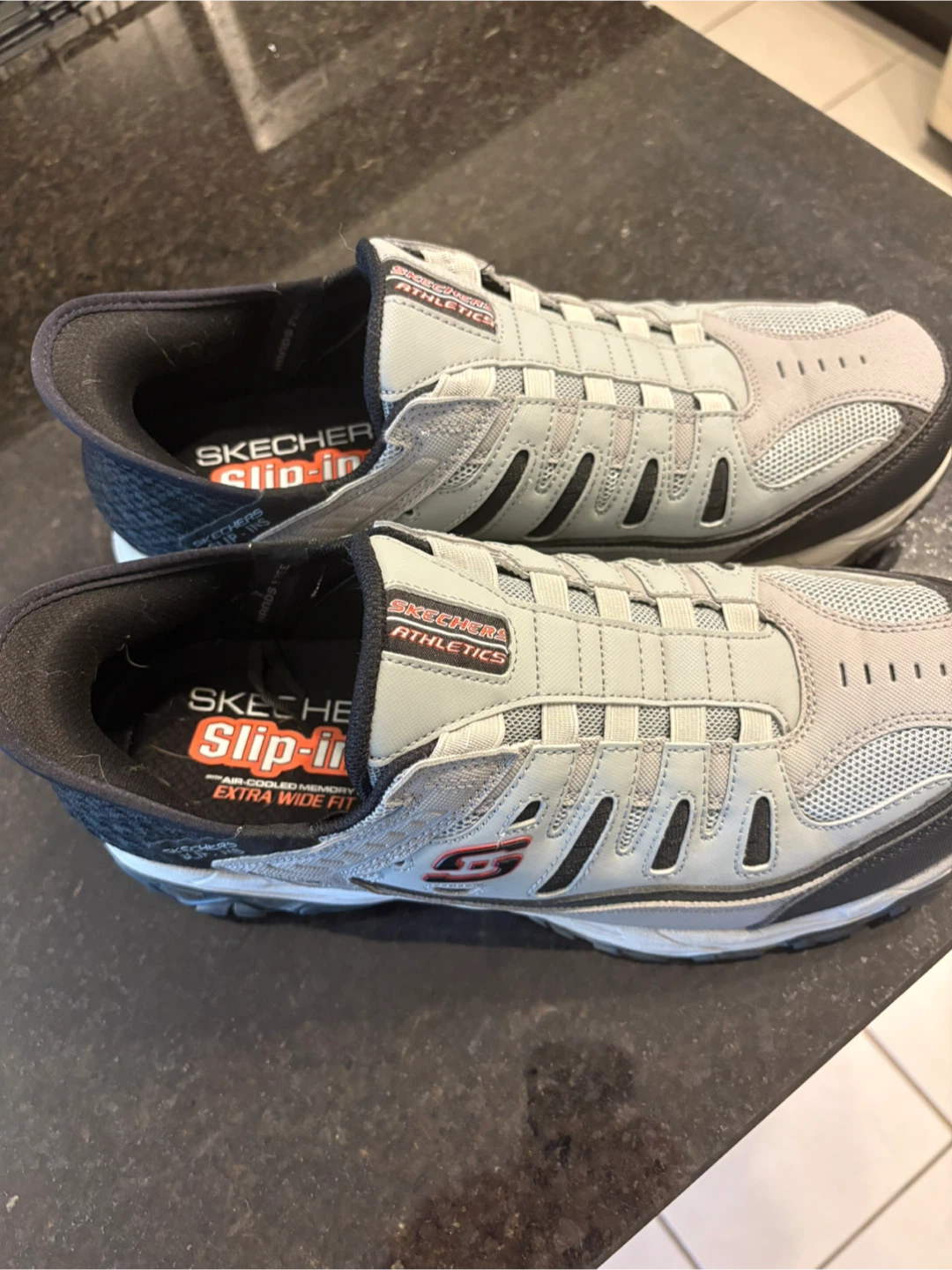 Skechers Men's Slip-Ins Extra Wide Fit Athletic Shoes Size 12 - photo 2