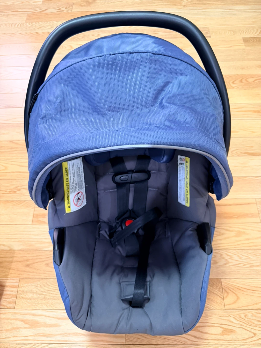 Evenflo Infant Car Seat with Base - photo 3