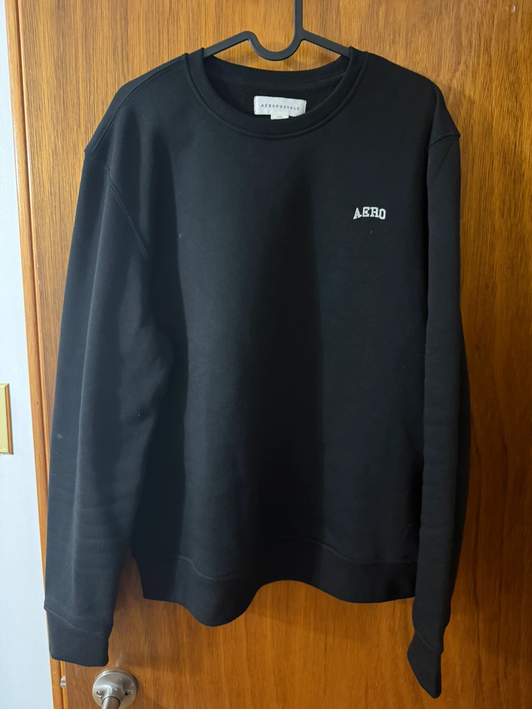 Aeropostale Black Crewneck Sweatshirt L/G
