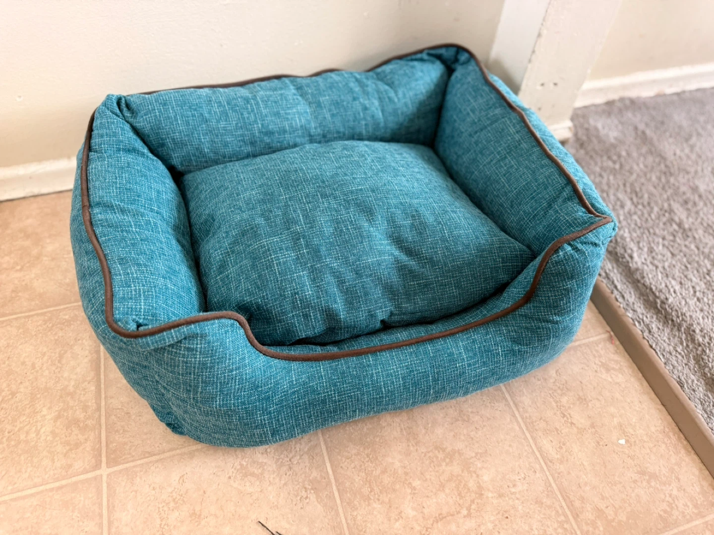 Teal Pet Bed with Brown Piping - photo 2