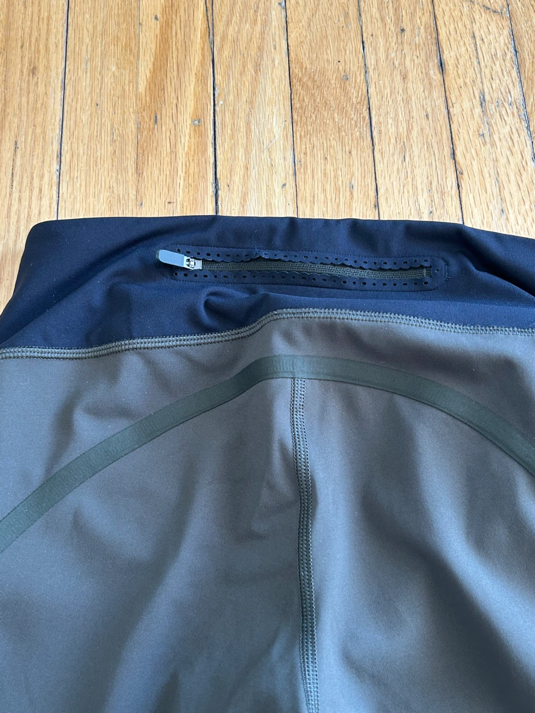 Lululemon Cropped Leggings - photo 2