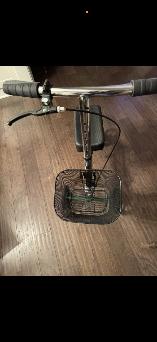 KneeRover Steerable Knee Scooter - photo 2
