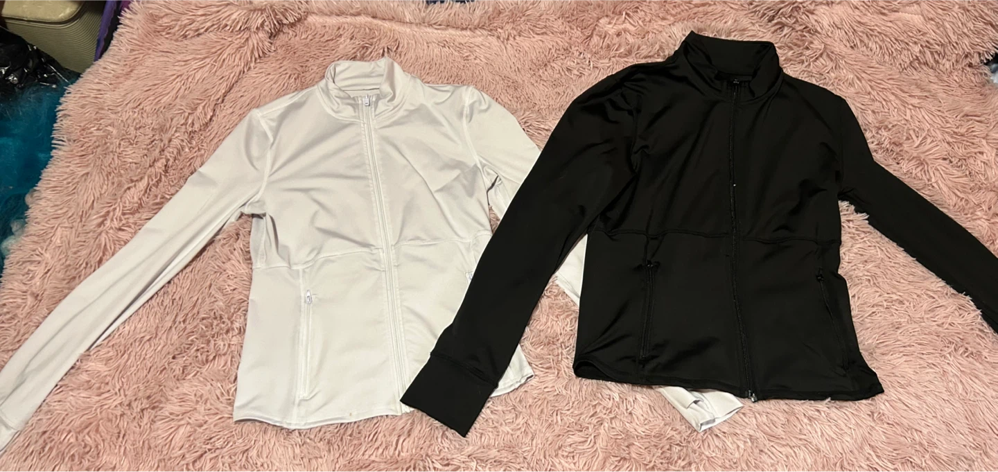 Women's Athletic Jackets - Black & White🏆 - photo 2