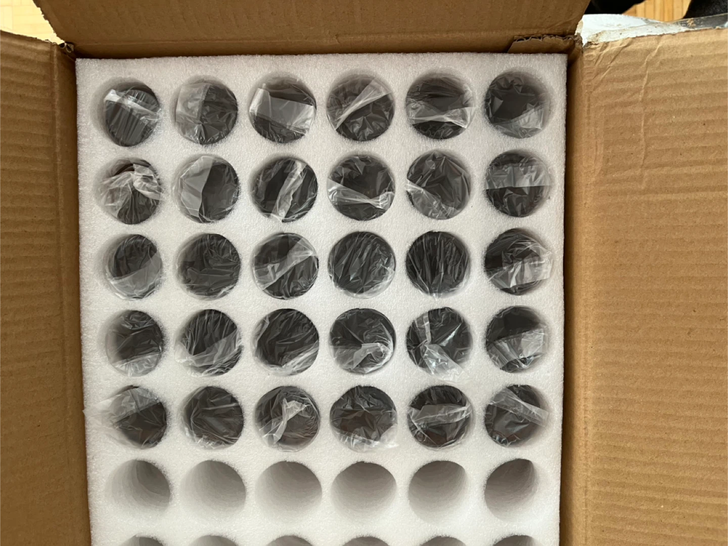 30 Dark Amber Glass Dropper Bottles (New In Box) - photo 3