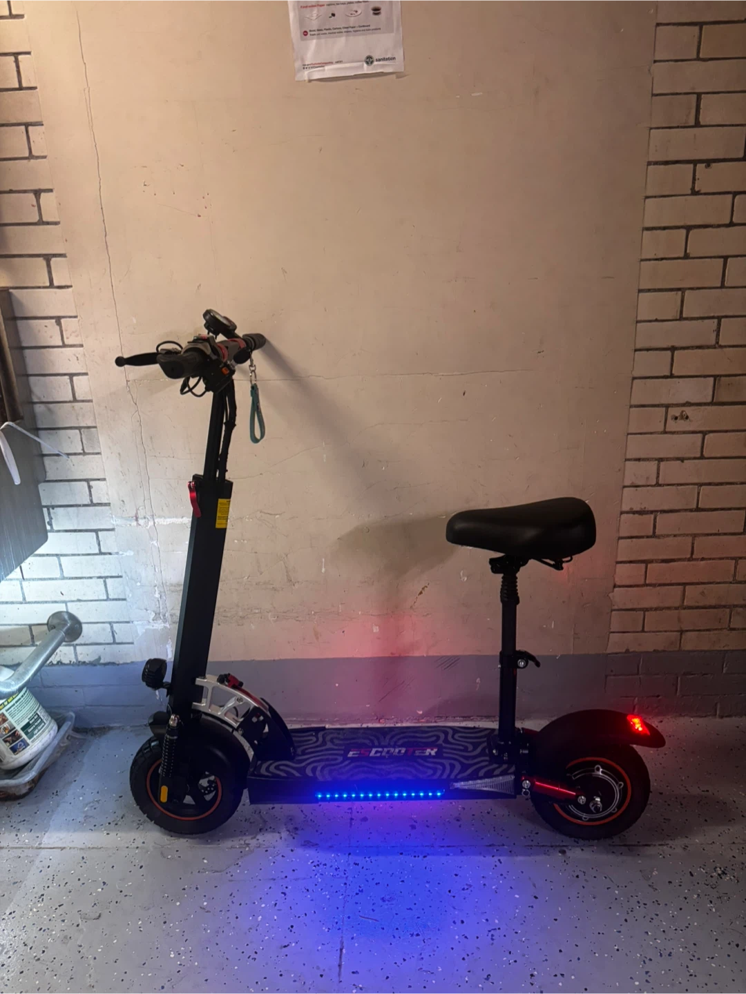 Electric Scooter with Seat