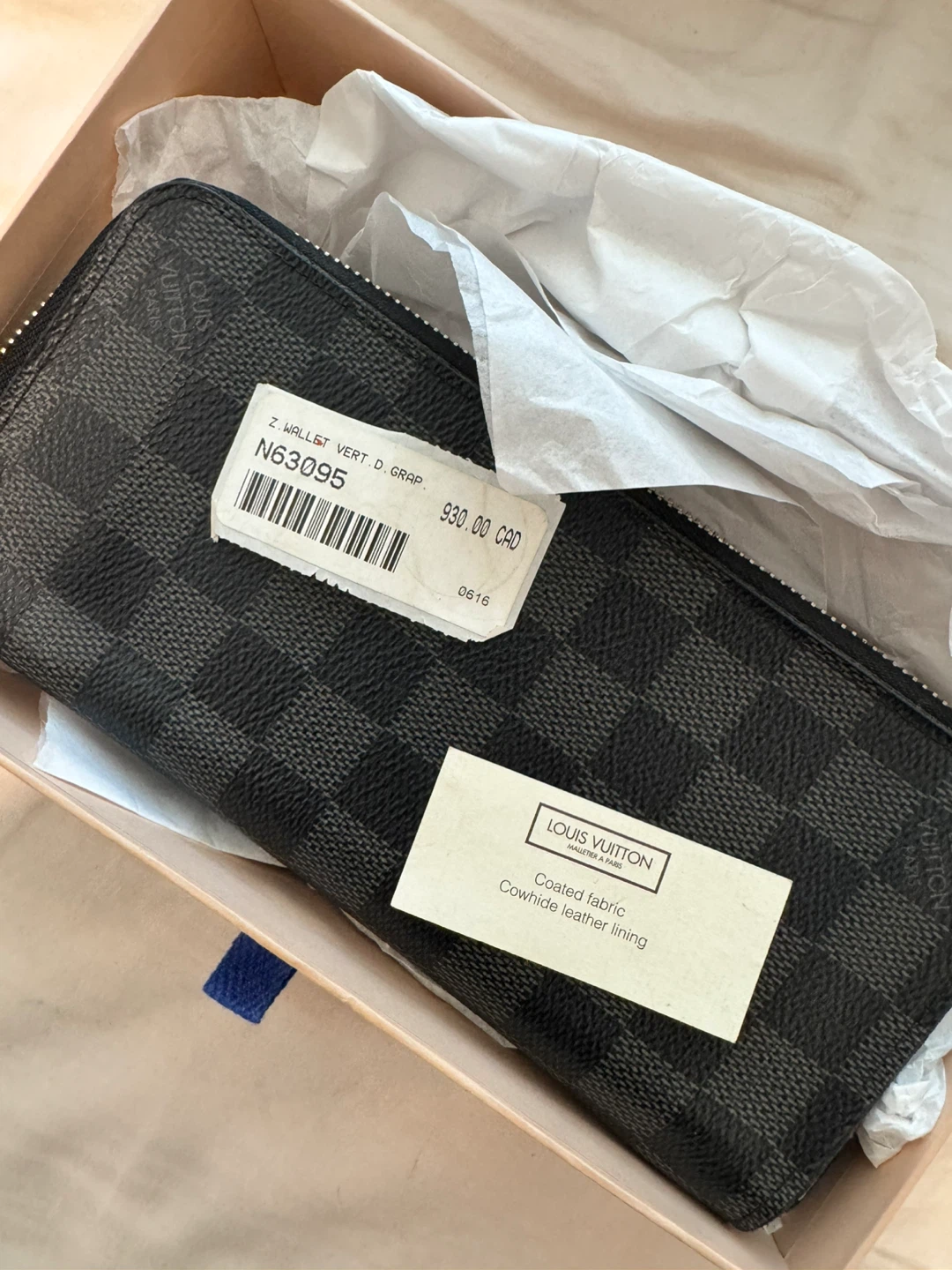 Louis Vuitton Long Canvas Wallet - photo 3