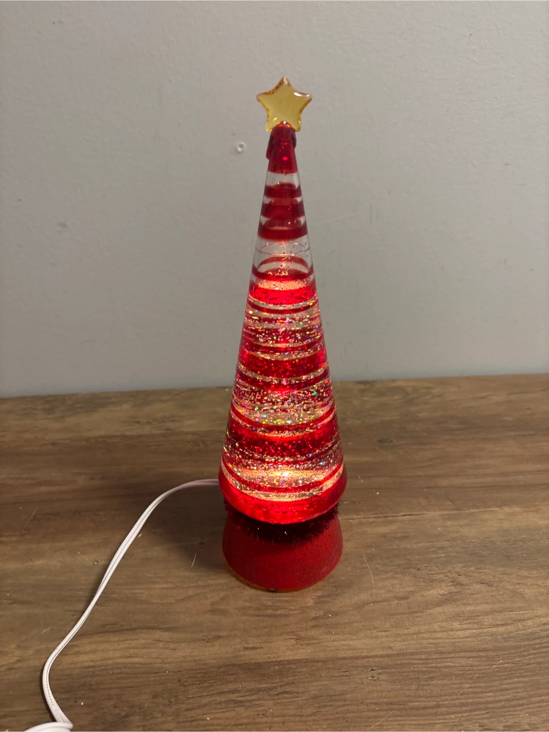 Light-Up Christmas Tree Decoration - photo 3