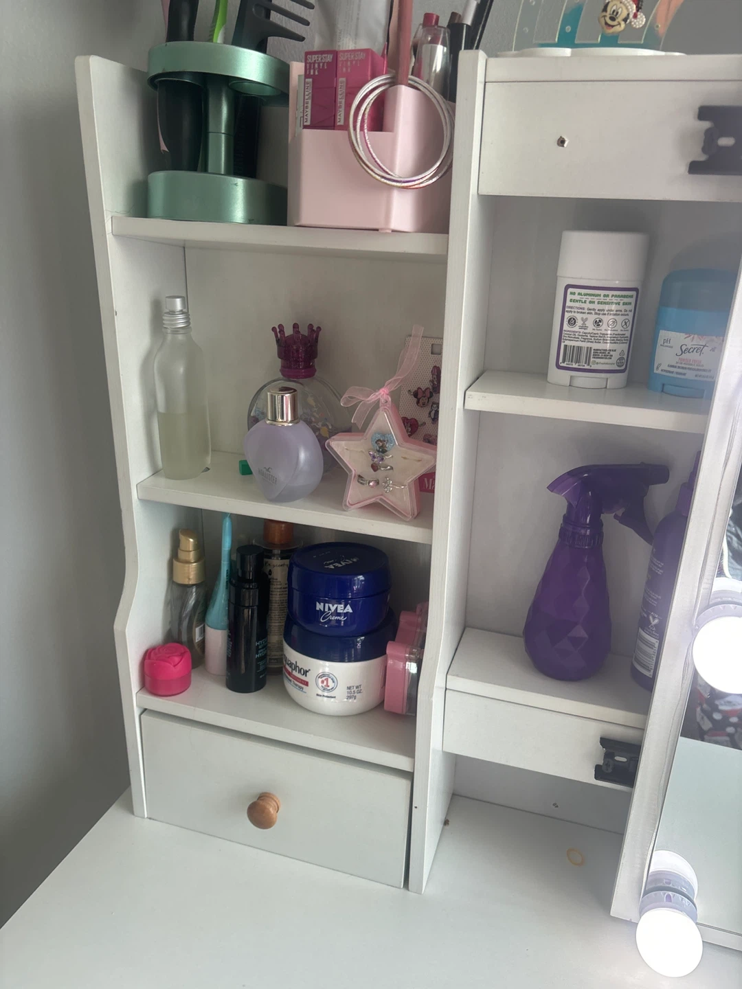 White Vanity Table with Lighted Mirror and Stool - photo 4