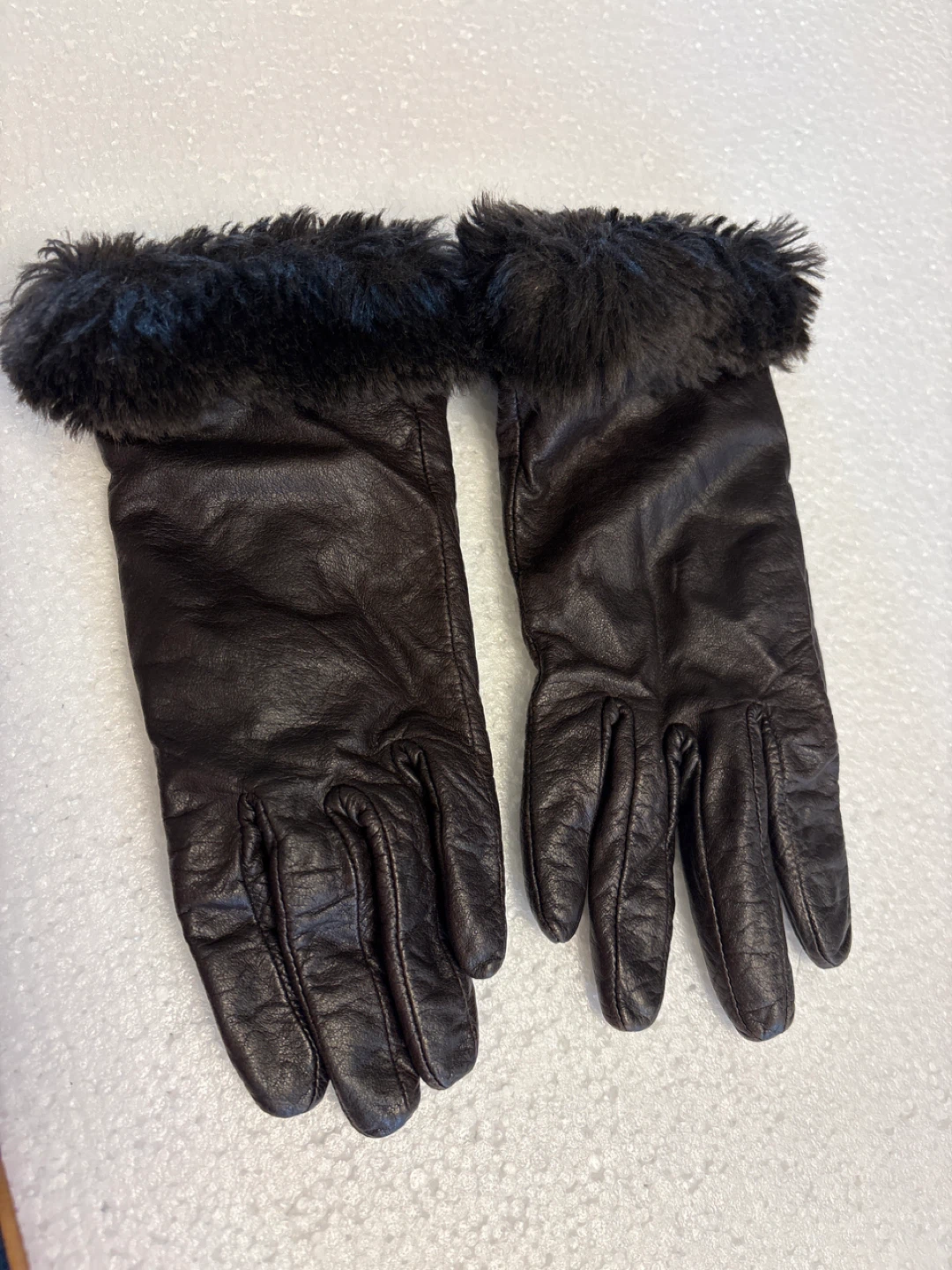 🏆NY& Company Women's Leather Gloves with Fur Trim - Size S - photo 2