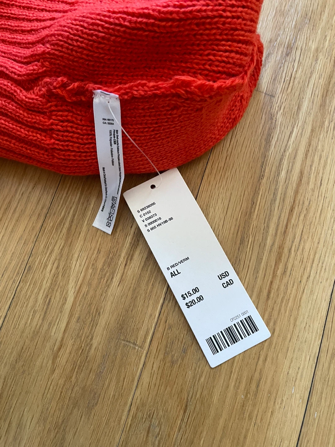 Urban Outfitters Red Knit Beanie 🏆 - photo 2