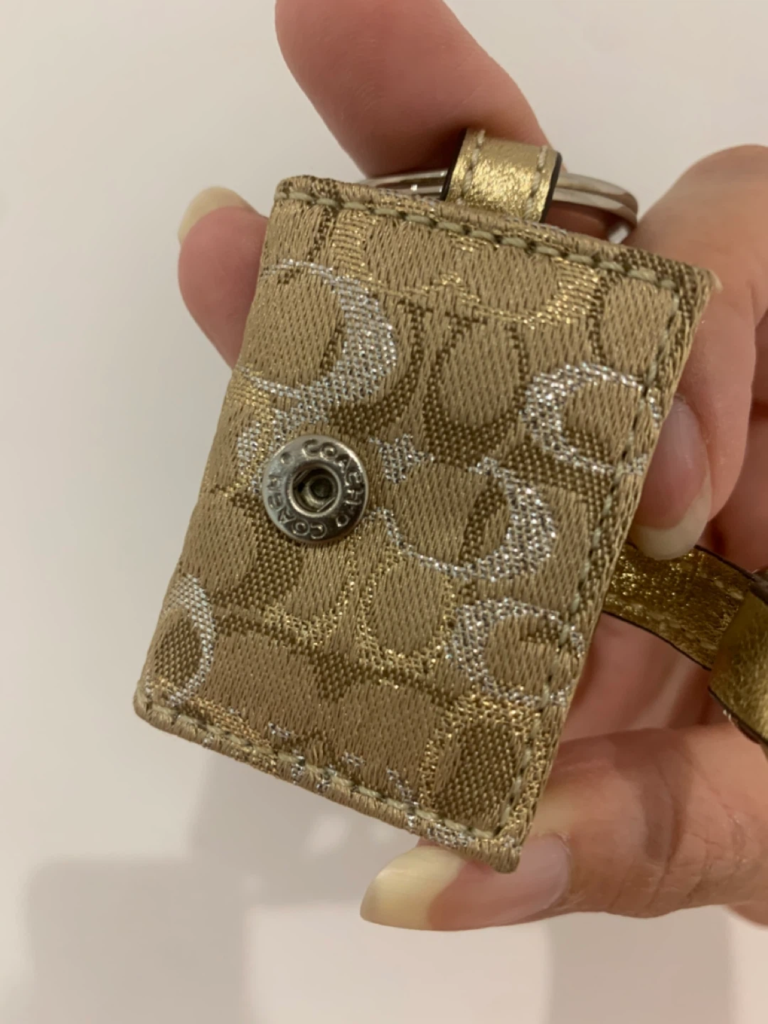 🏆New Coach Gold Signature Picture Frame Keychain 🏆 - photo 2