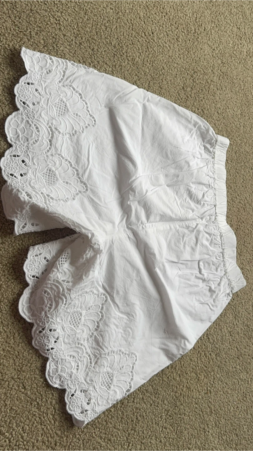 White Embroidered Cotton Shorts