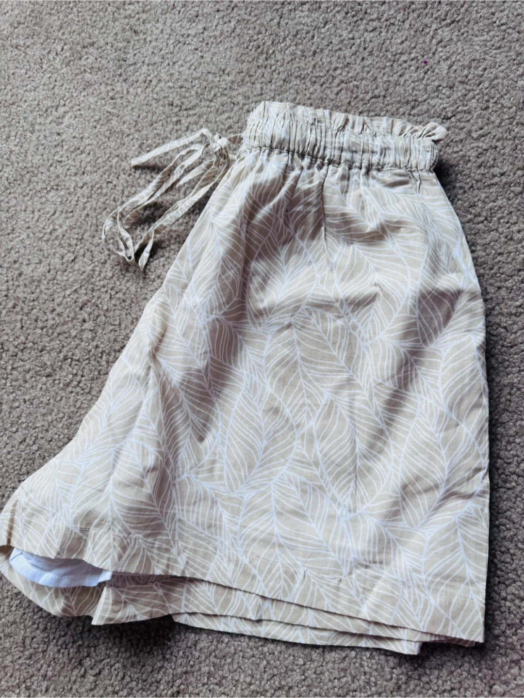 Women's Leaf Print Drawstring Shorts - photo 4