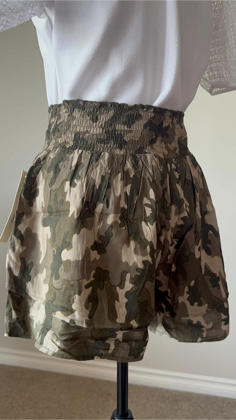 Urban Rebel Camo Shorts - photo 5