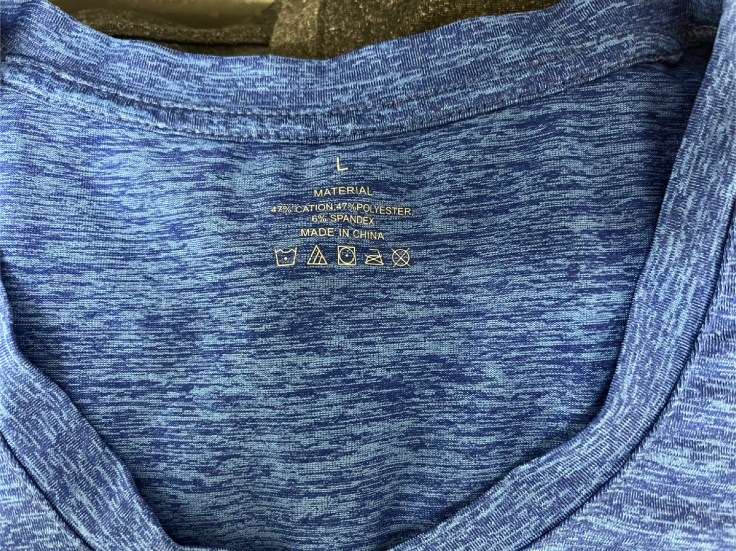 Lot of 3 women’s V-Neck T-Shirts - Blue, Grey, Pink - Size L - photo 2