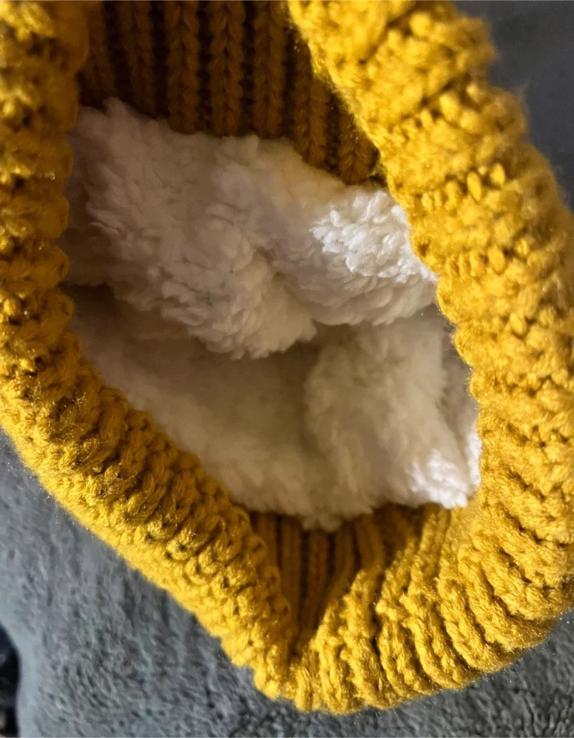 Yellow Cable Knit Beanie with Pom-Pom 🏆