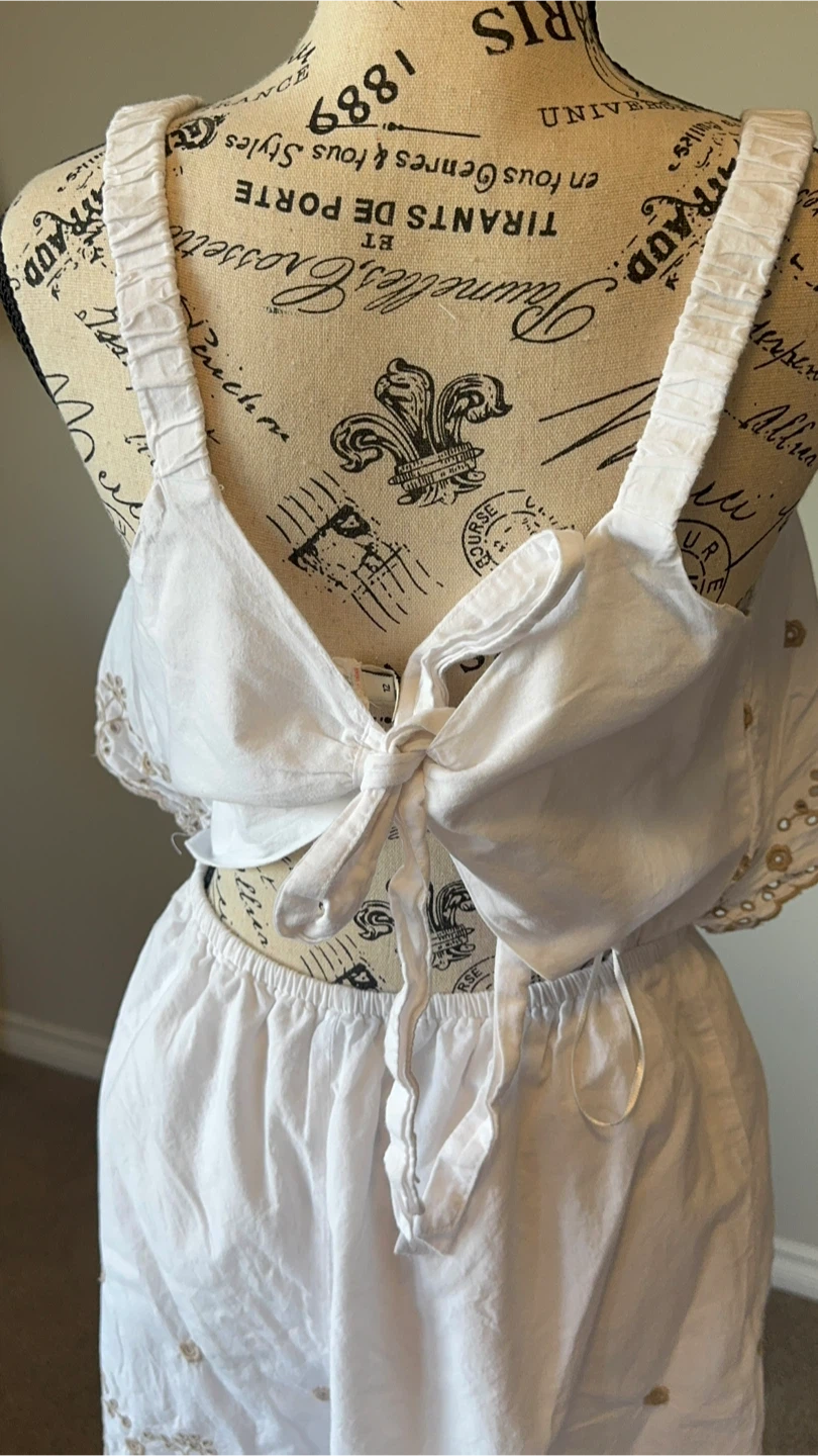 White playsuit size 12 - photo 4
