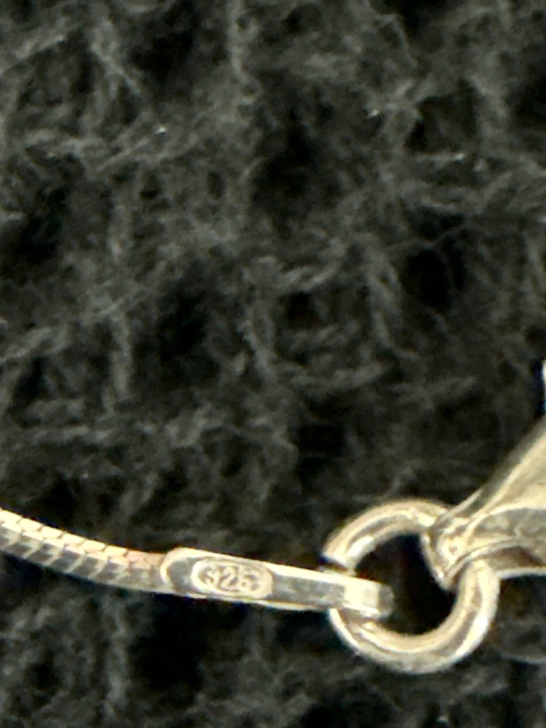 9.25 Cadena con Colgante - photo 2