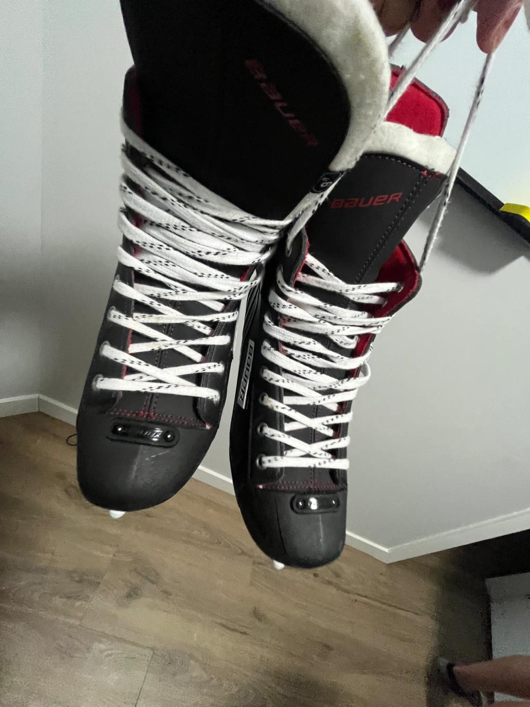 Bauer Hockey Skates - photo 3