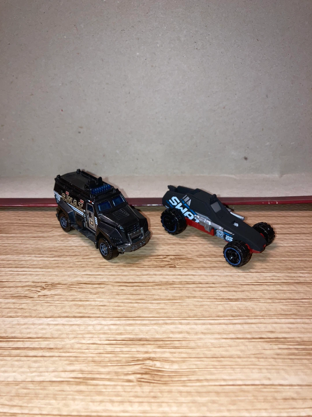 Matchbox & Hot Wheels Loose Bundle / SWAT Team