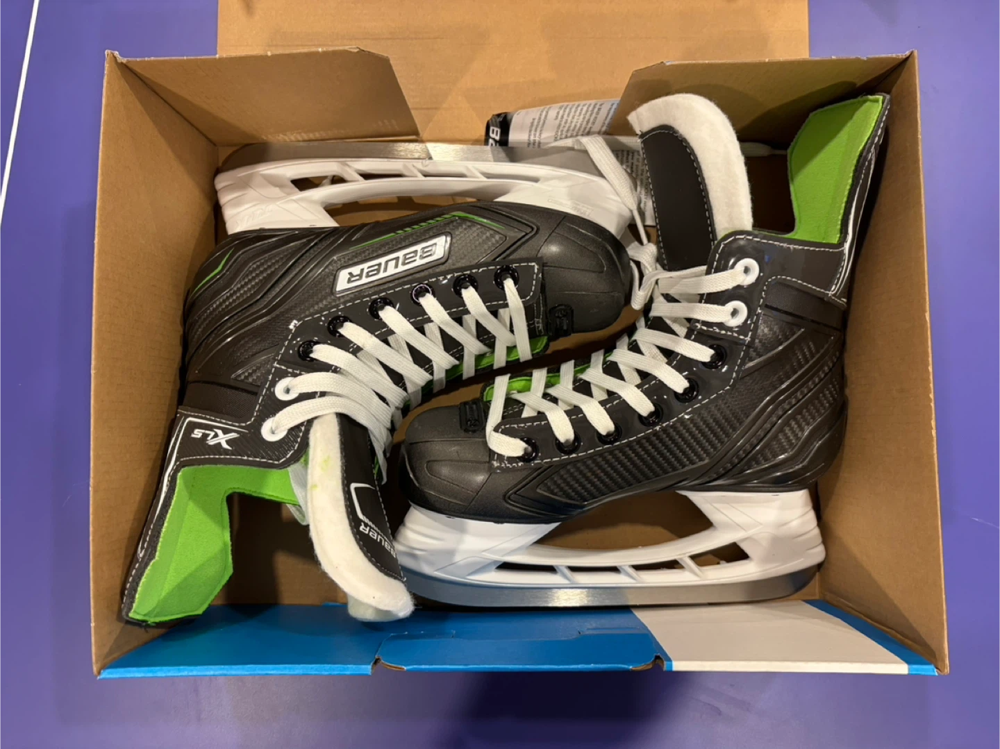 Brand new Bauer X-LS Junior Hockey Skates - Size 2.0