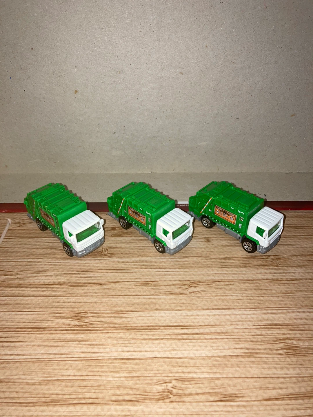 Matchbox Loose Bundle / Garbage Trucks