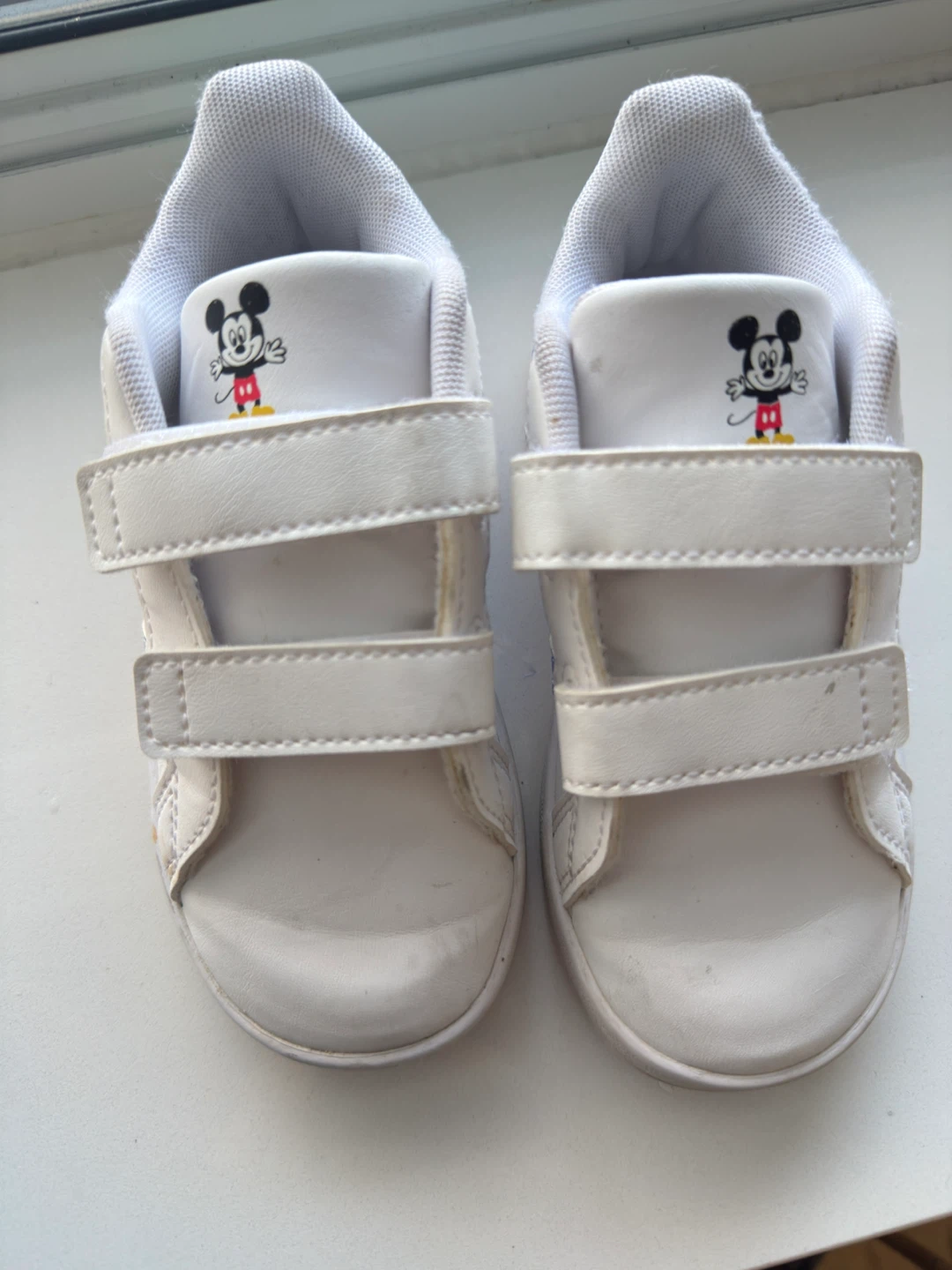 Adidas Disney Mickey Mouse Velcro Toddler Shoes Size 5K White