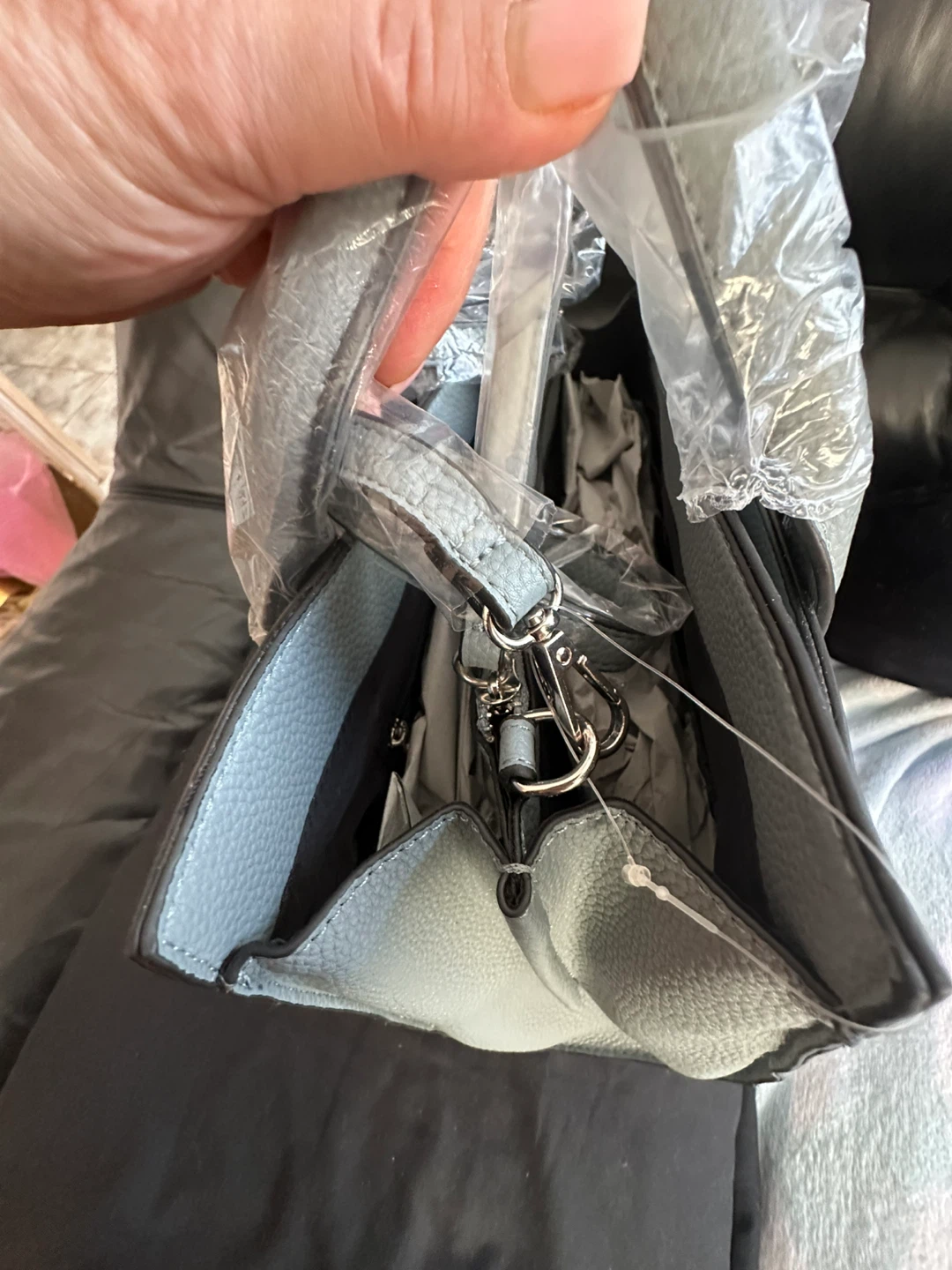 Tahari Grey Faux Leather Tote Bag - photo 3