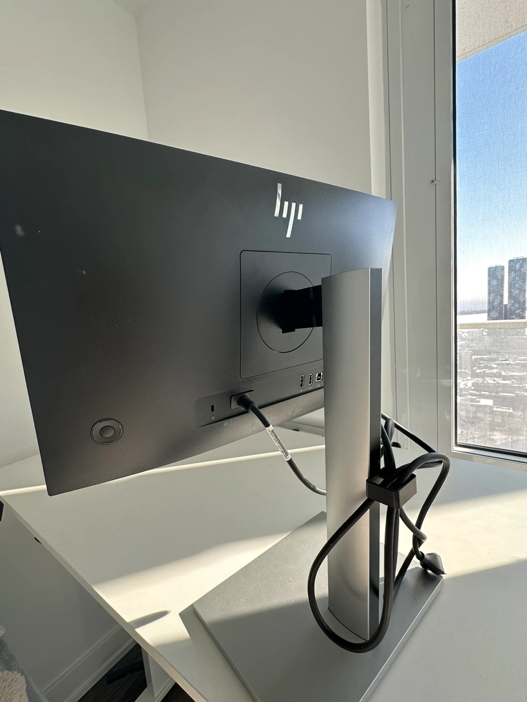 HP E22 G5 21.5 inch FHD Monitor - photo 3