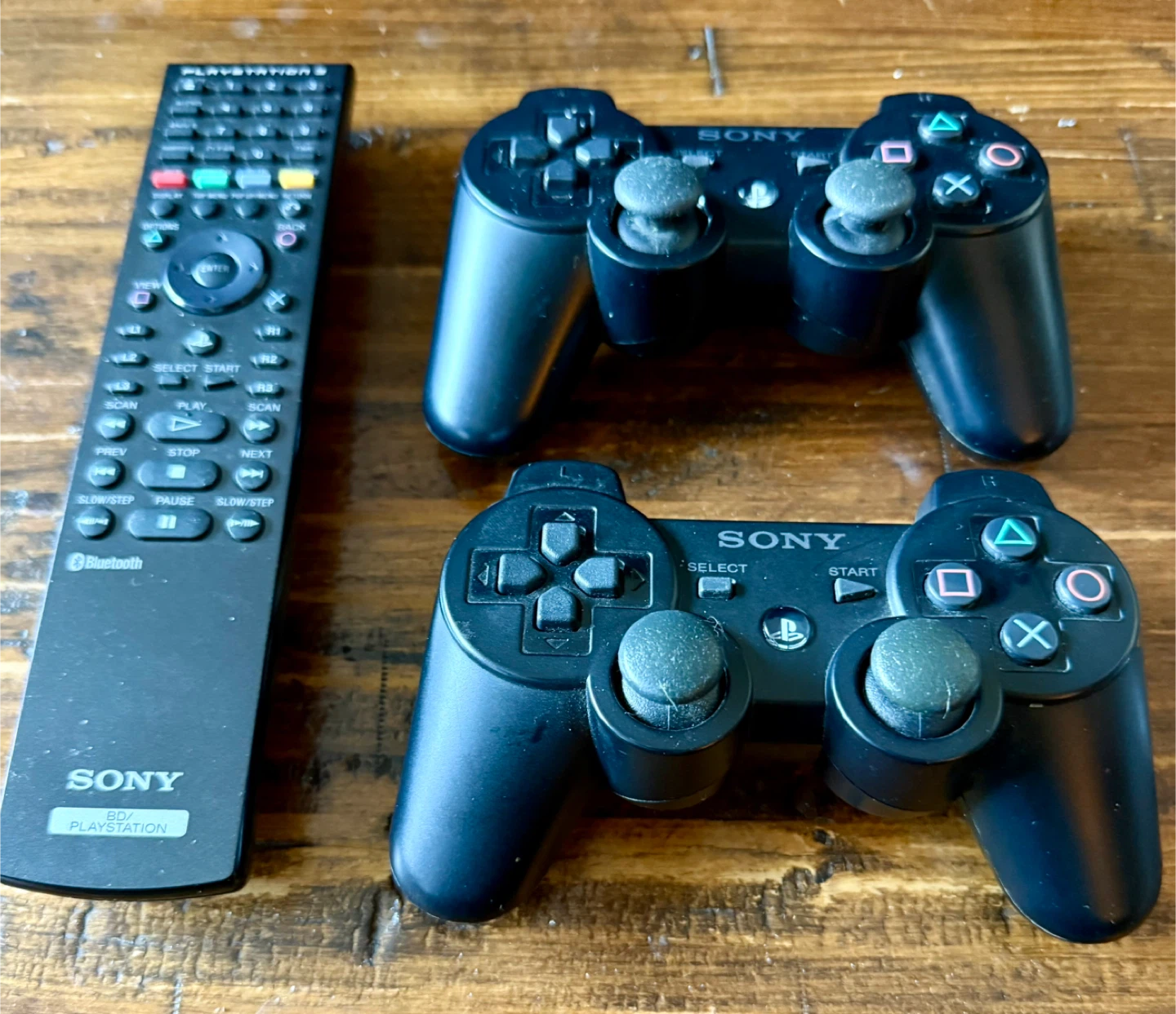 Sony PlayStation 3 (PS3) with 2 Controllers and Remote - photo 5