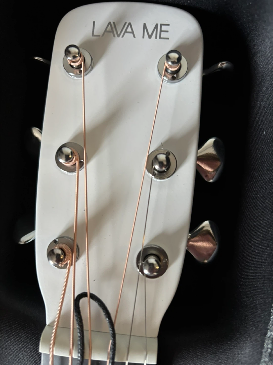 Lava Me 2 Acoustic Electric Guitar - White - photo 2
