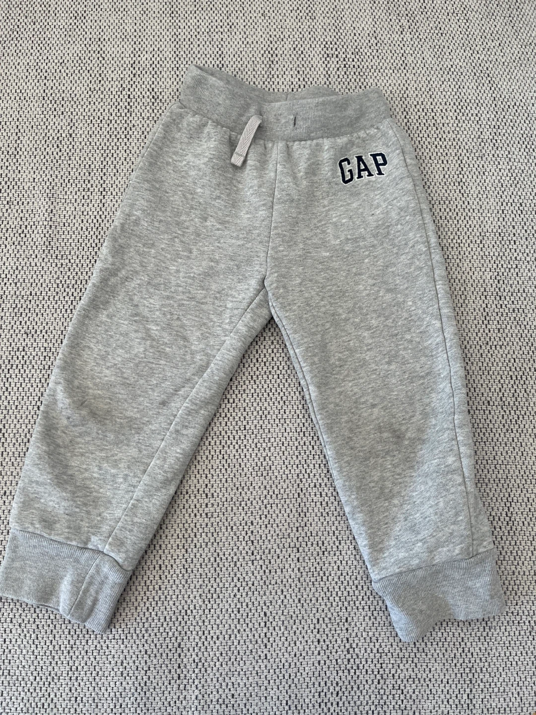 Kids 3Y Grey Gap Sweatpants 🏆