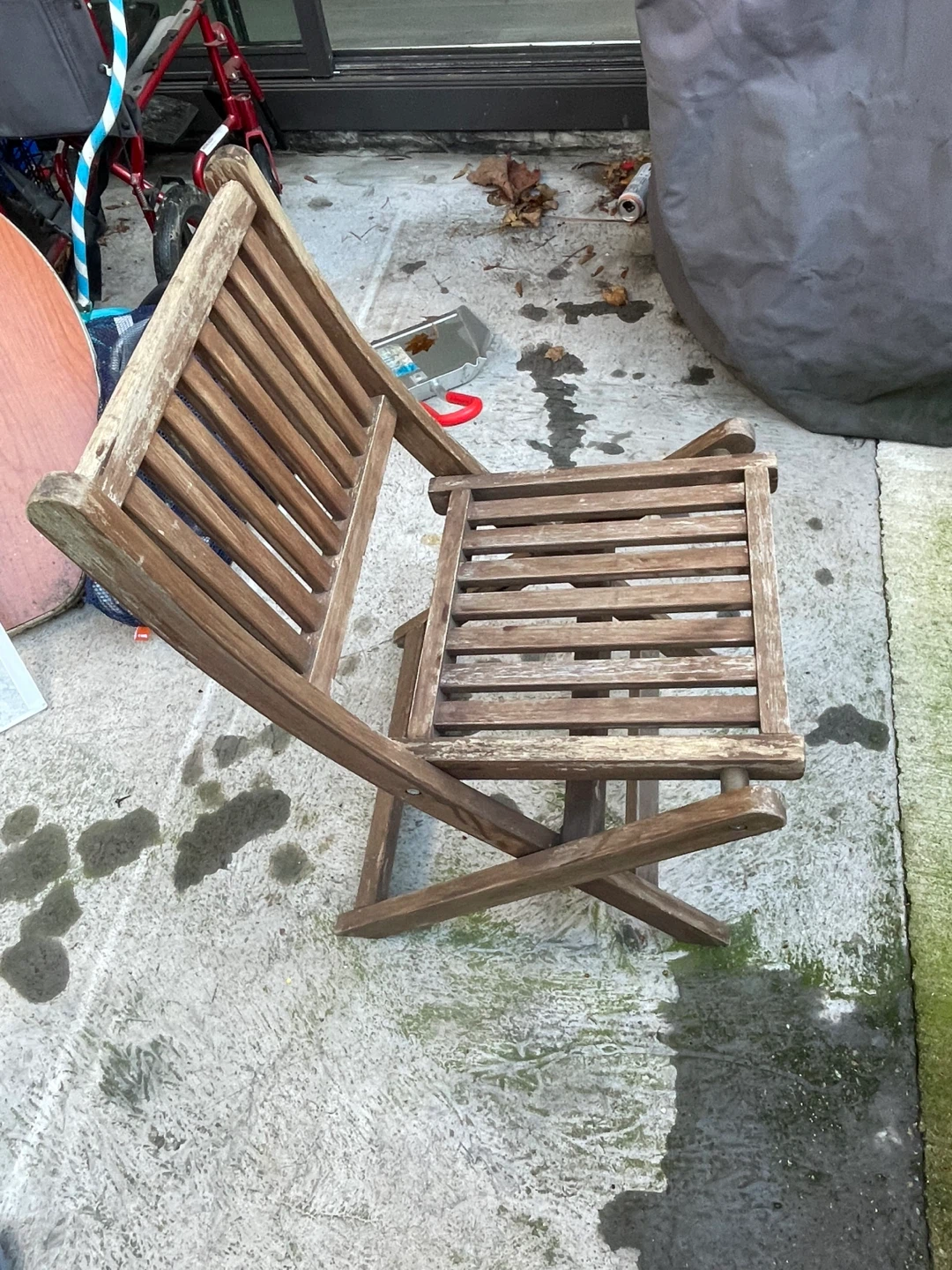 Four Wooden Folding Patio Chairs - photo 2