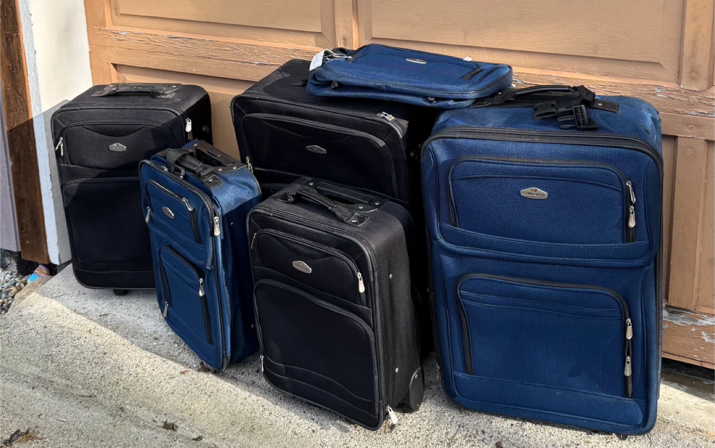 🏆 Luggage
