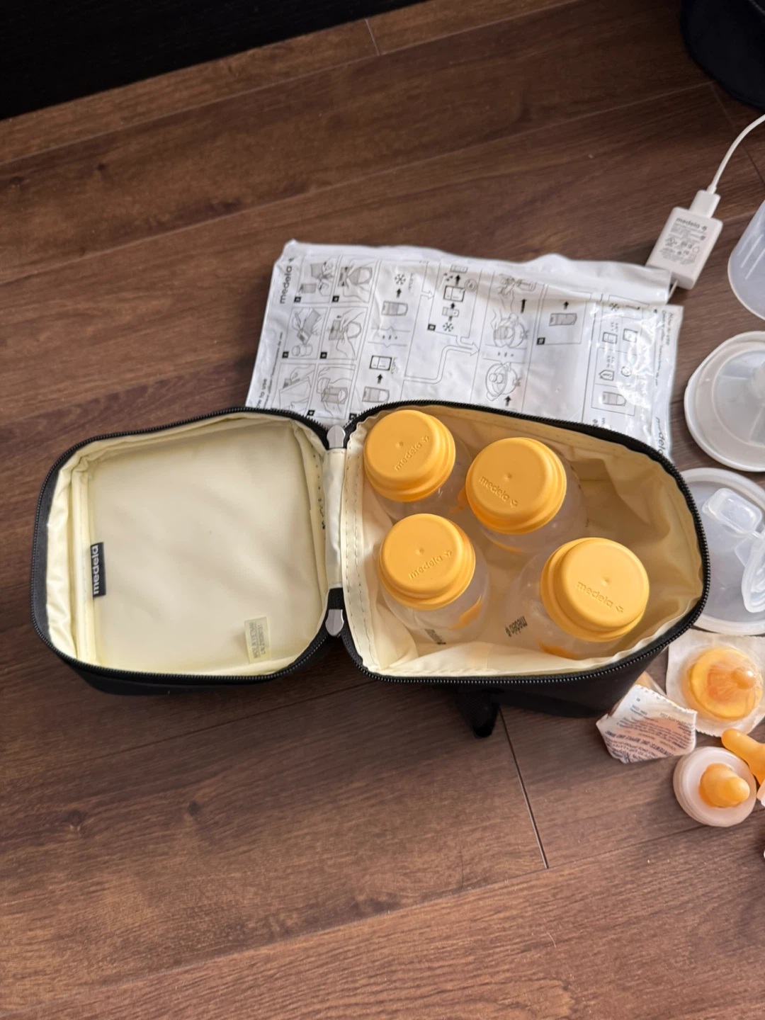Medela Freestyle Double Electric Breast Pump - photo 2