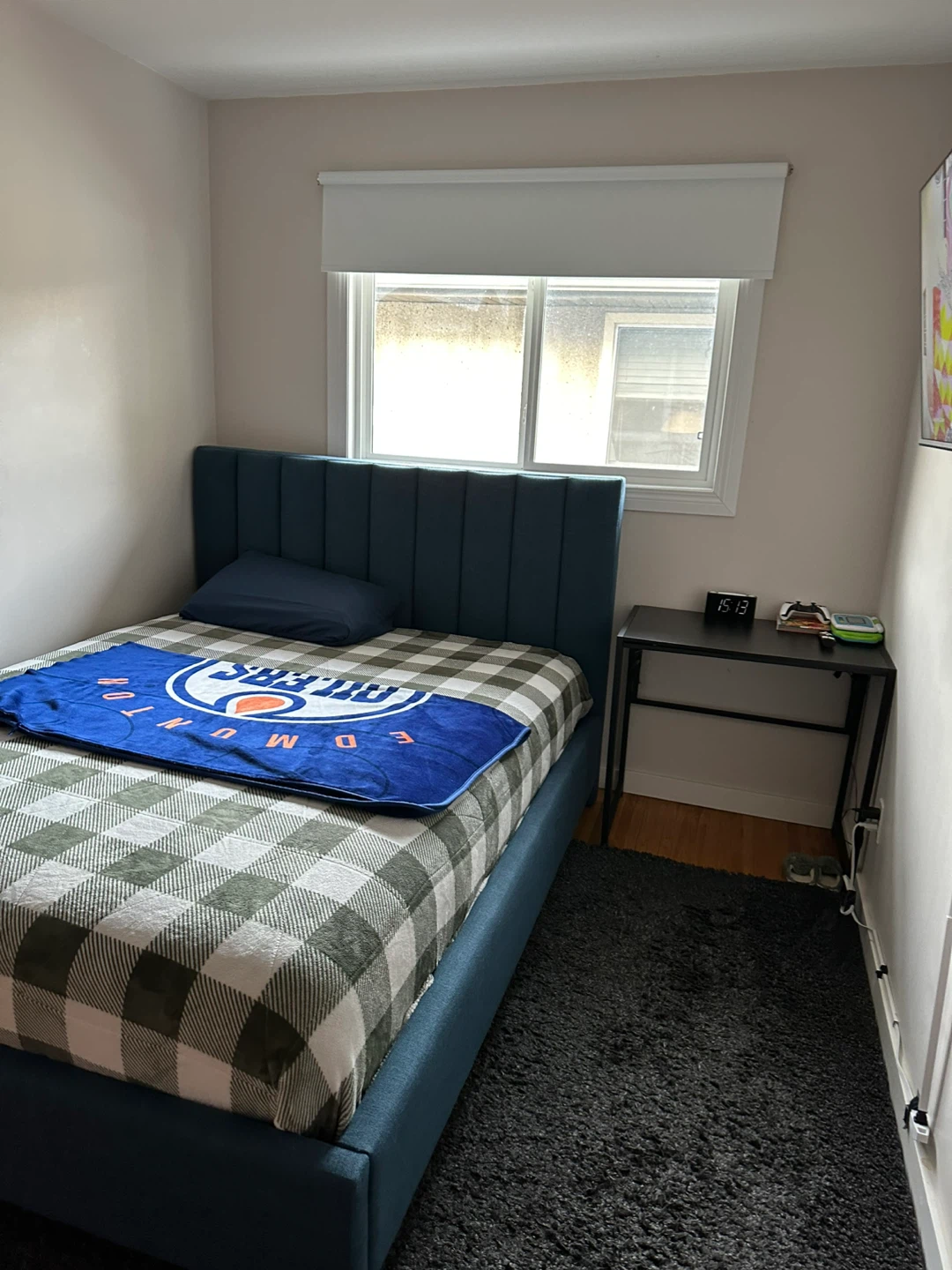 Queen size bed