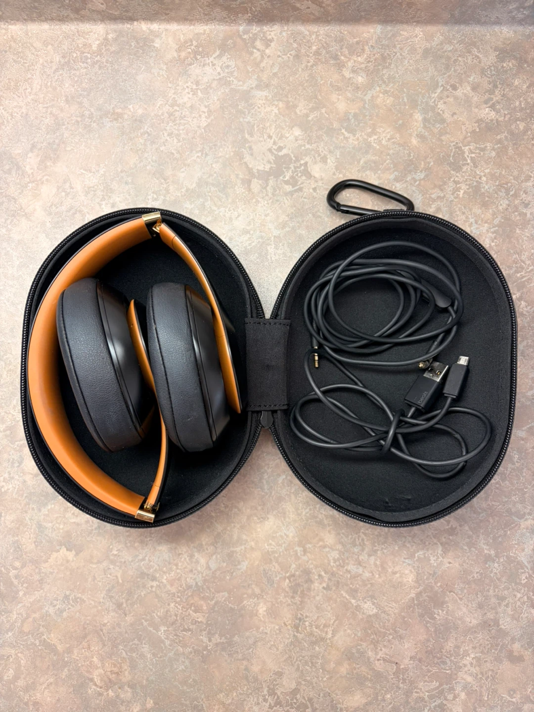 Beats Studio3 Wireless Headphones - Black/Orange - photo 3