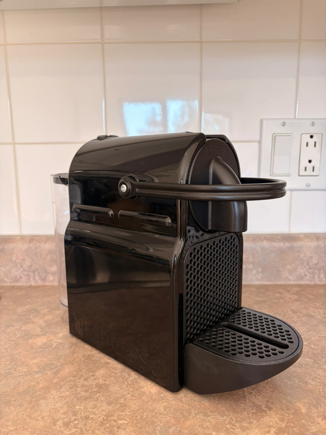 Nespresso Nespresso Inissia Coffee Machine by DeLonghi - Black