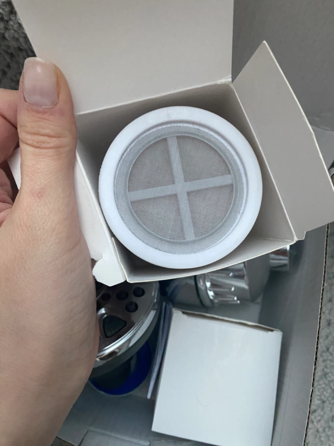 Shower Filter and Head for Hard Water with 3 new Cartridges - photo 2