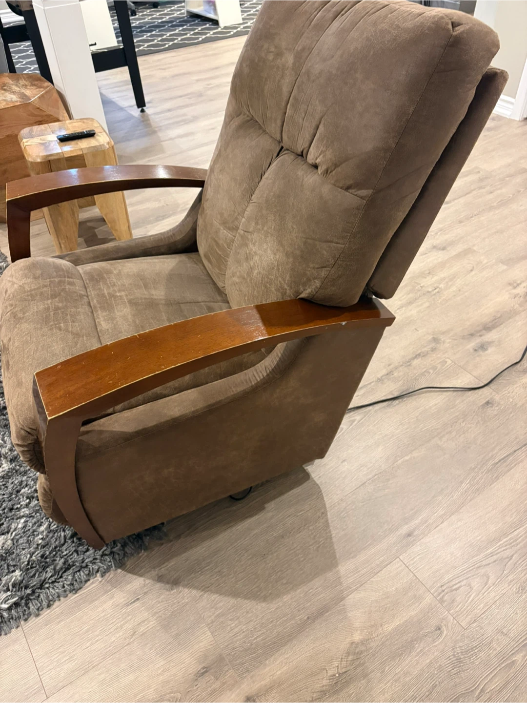 Brown Upholstered Recliner Chair - photo 4