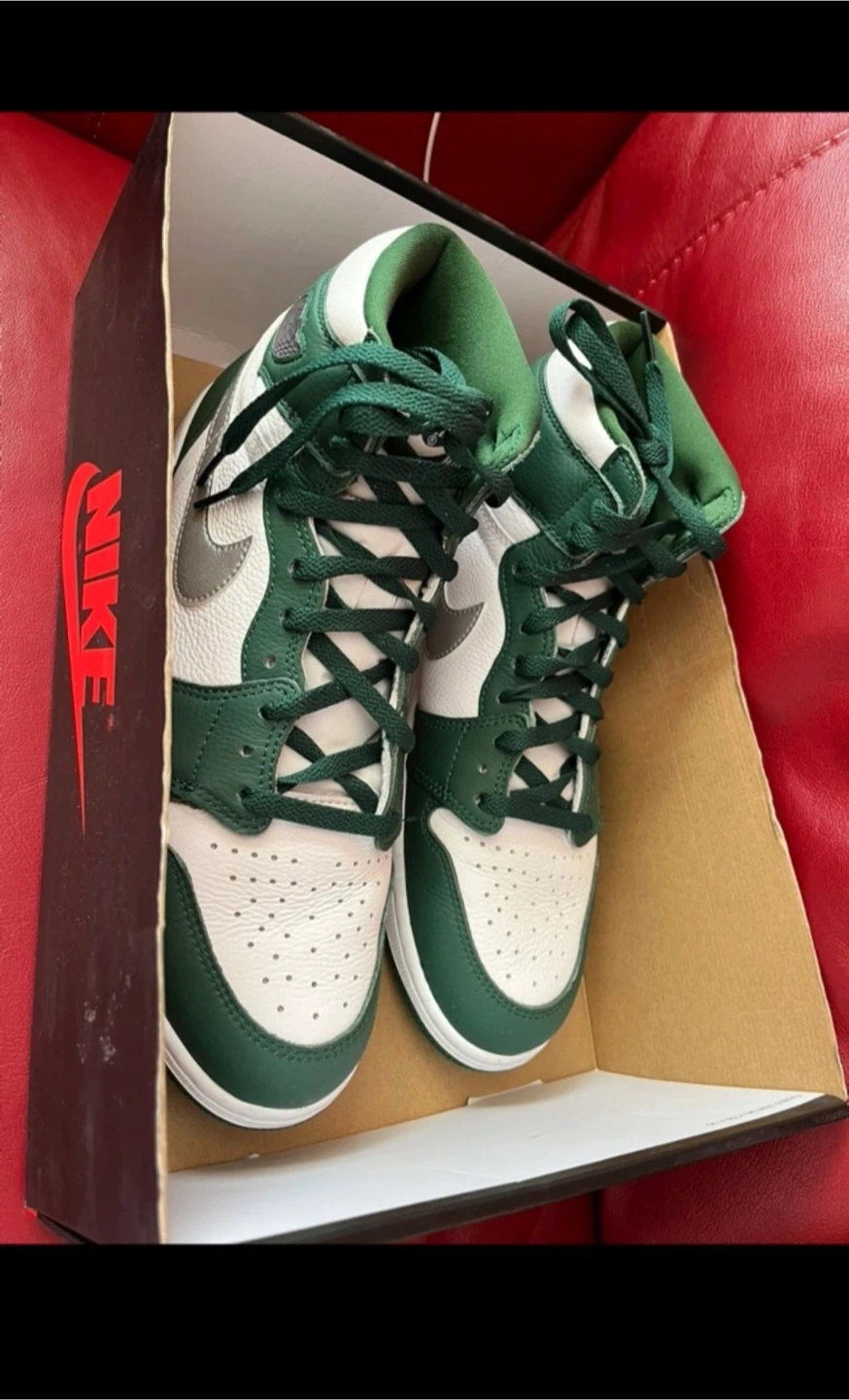 Nike Air Jordan 1 Retro High OG Gorge Green Men's Size 11.5