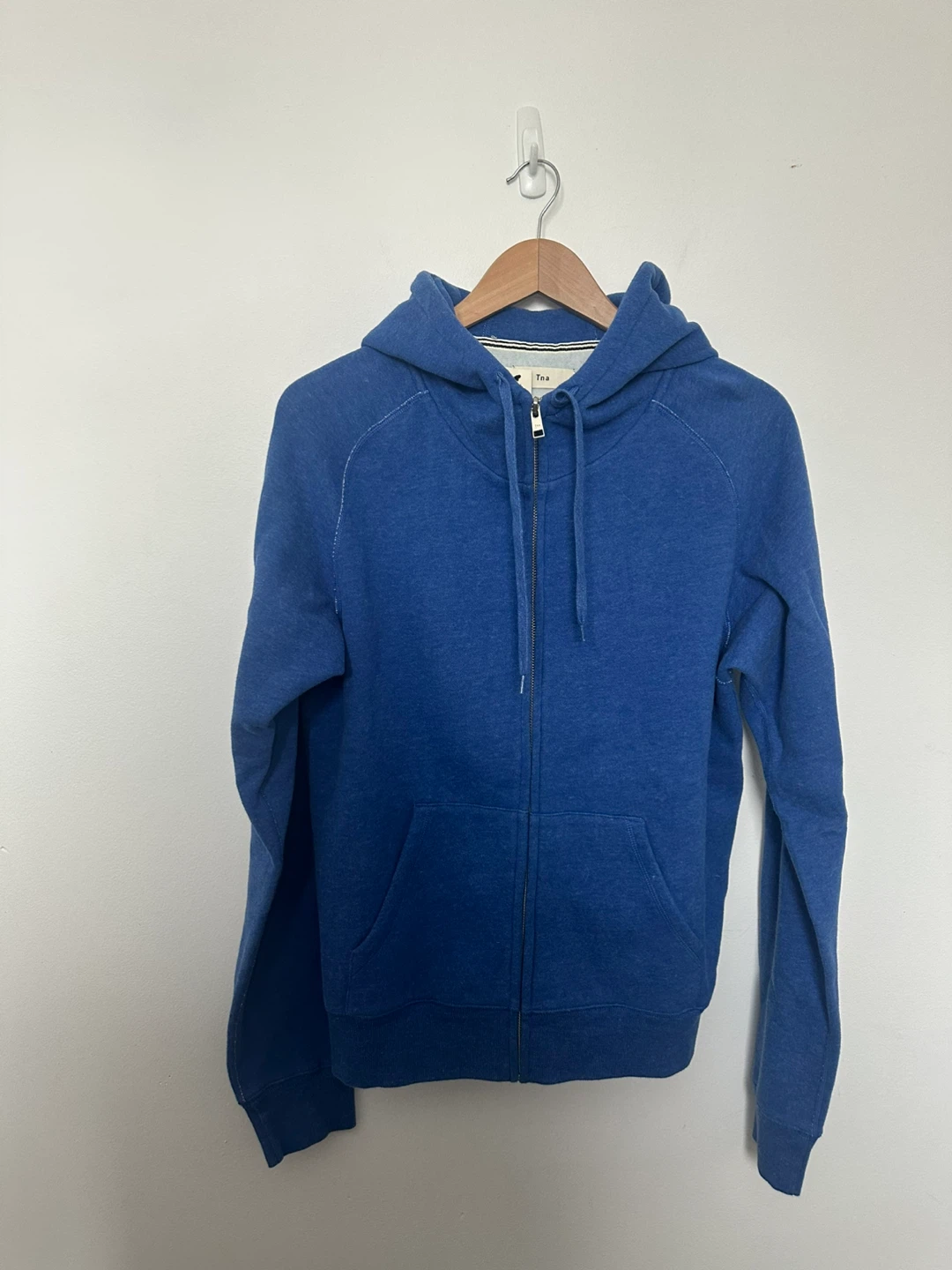 Aritzia Tna Pacific Hoodie Zip XL Cornflower - photo 5