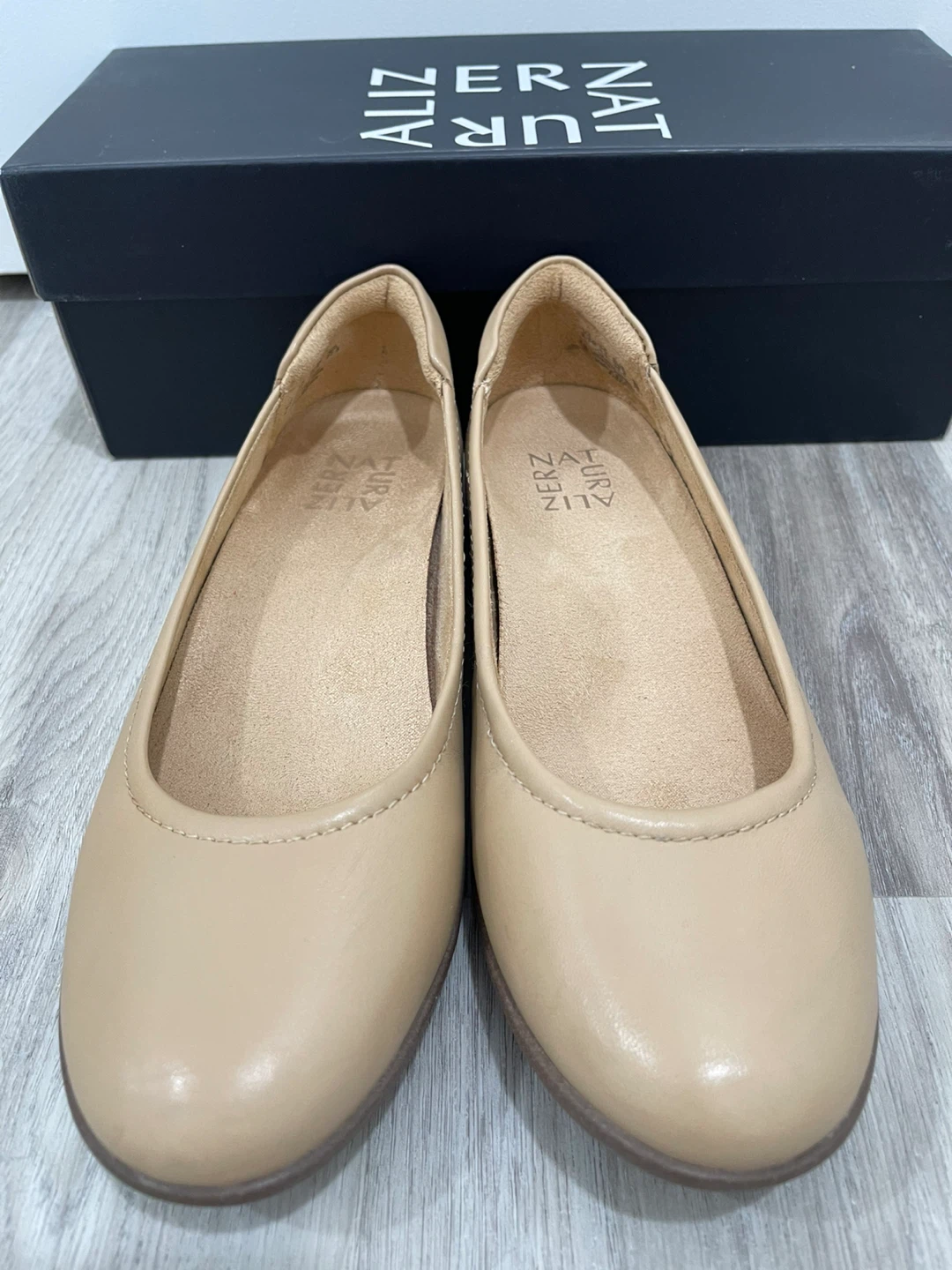 Naturalizer Flexy Nude Leather Ballet Flats Size 6.5 M - photo 2