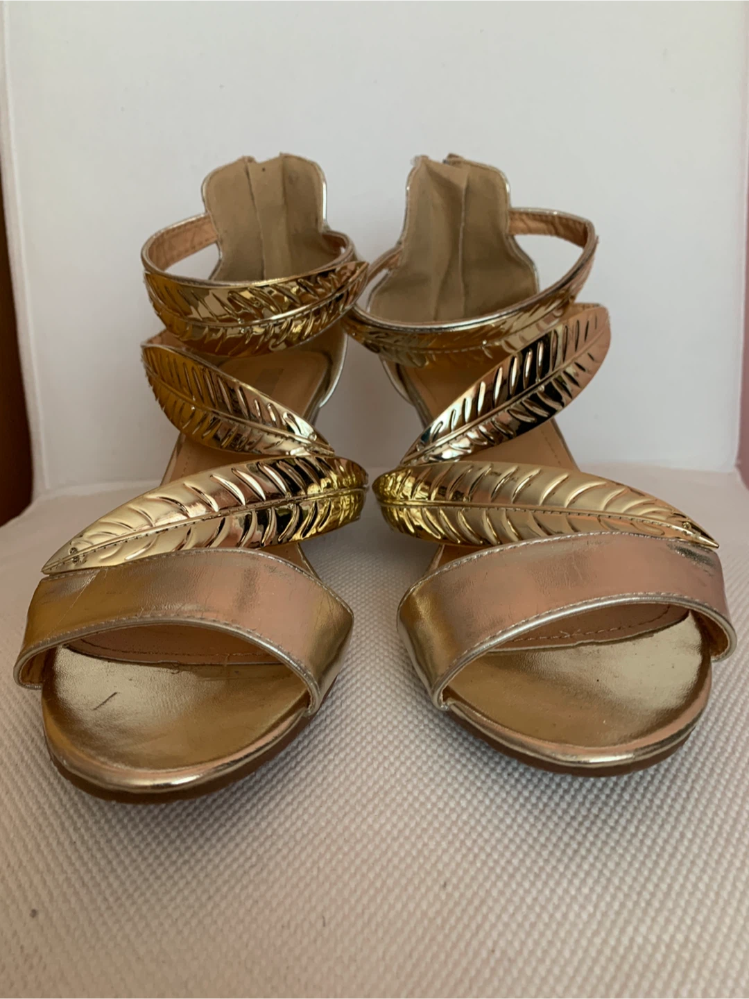 Charming Lady Gold Sandals 10, pick up only Islington/ Evans