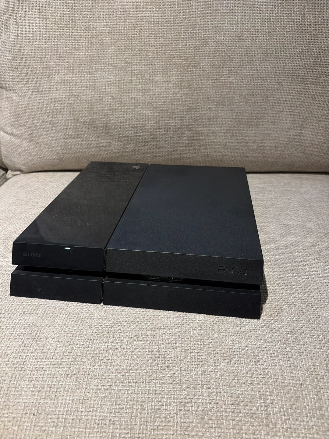 Sony PlayStation 4 (PS4) Console - Black