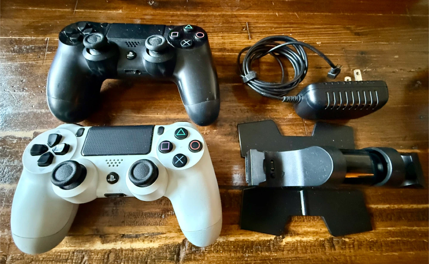 Sony PlayStation 4 (PS4) Console with Two Controllers - photo 4