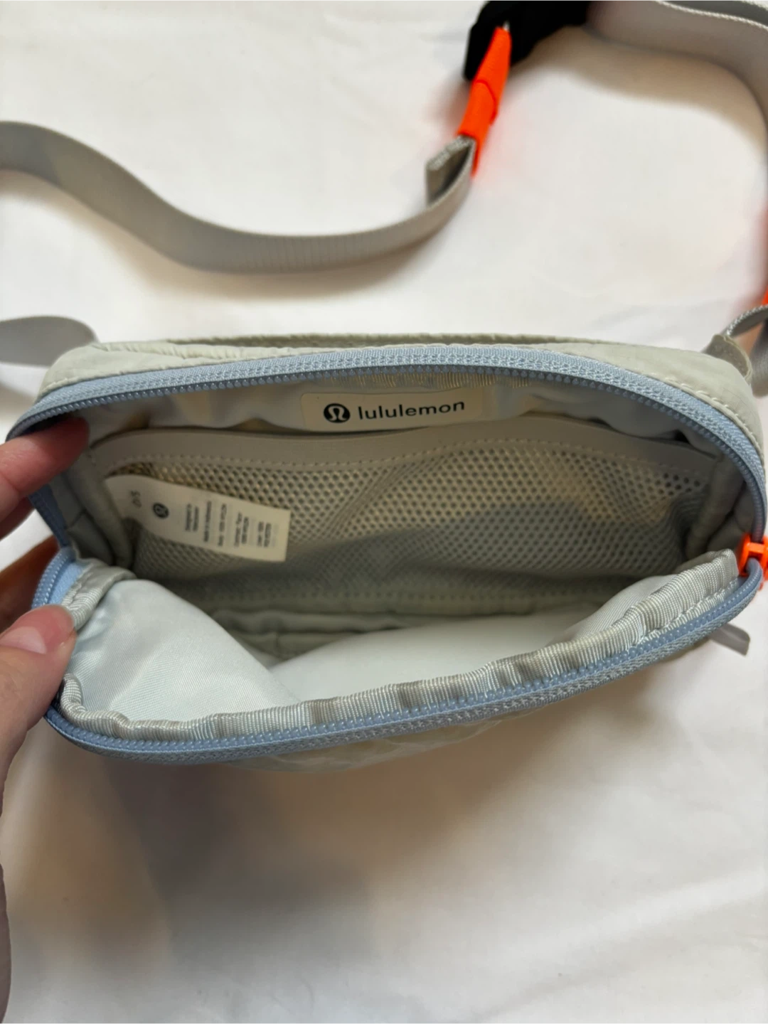 Lululemon Mini Belt Bag in the Vapor Grey - photo 2