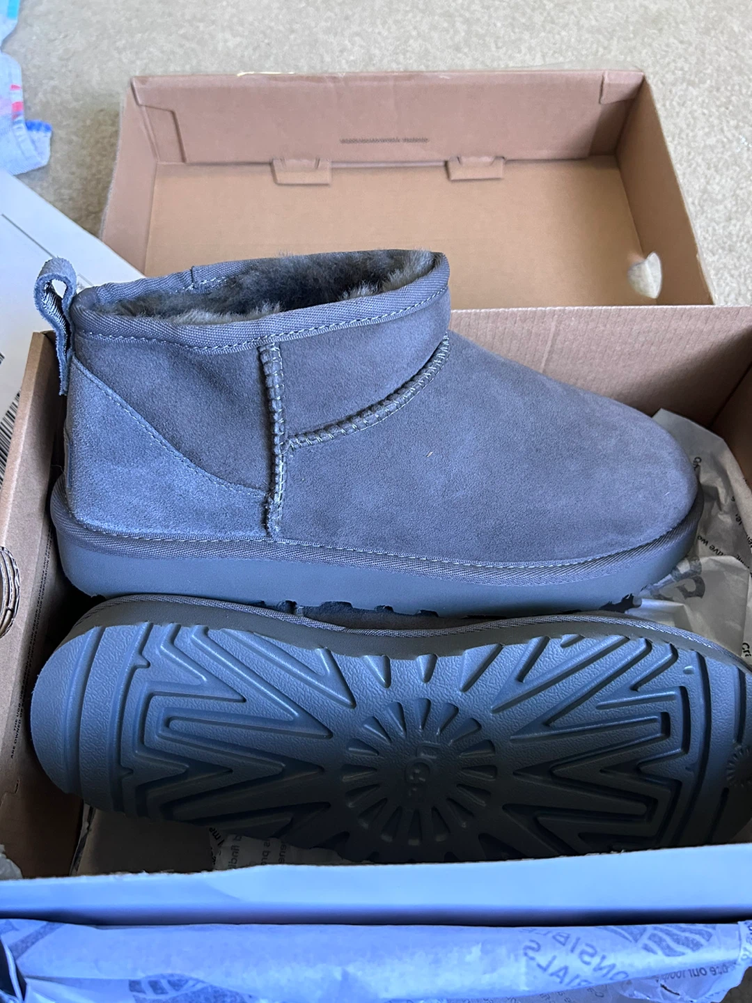 UGG W Classic Ultra Mini Grey Boots - Size 9