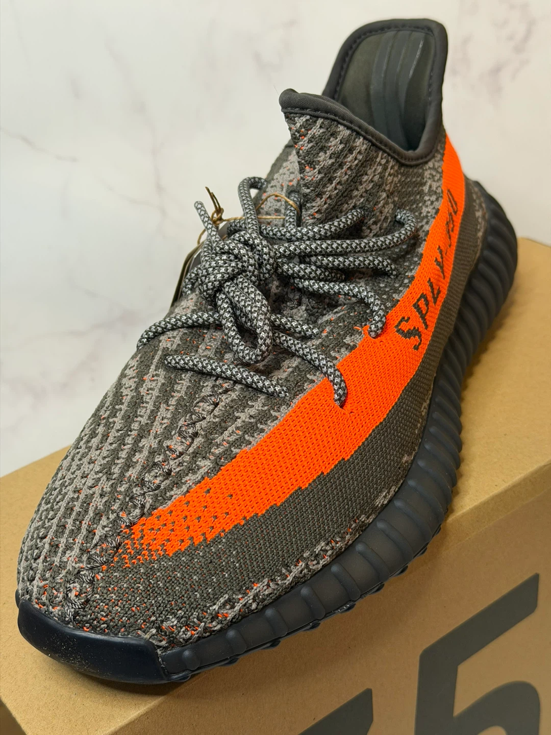 Yeezy Boost 350 V2 Carbon Beluga US13 M (NEW) - photo 5