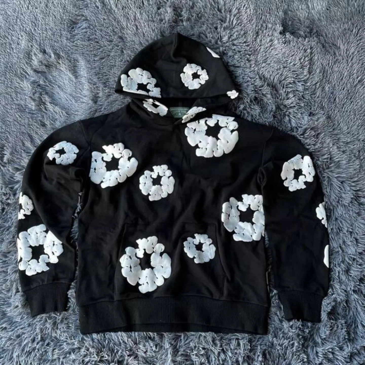 DENIM TEARS hoodie size large / medium